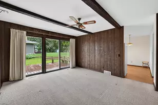 1302 E Garfield St, Mount Horeb, WI 53572 - Photo 4