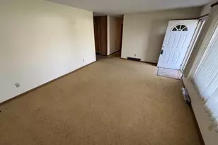 1040 N Sumac Dr, Janesville, WI 53545 - Photo 4