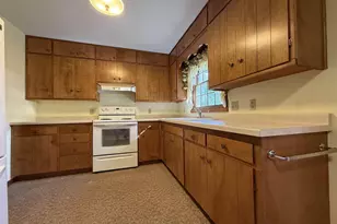 1040 N Sumac Dr, Janesville, WI 53545 - Photo 12