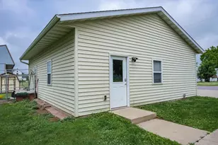 1313 2nd Main St, Elroy, WI 53929 - Photo 44