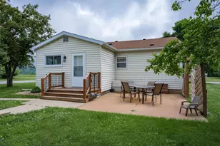 1313 2nd Main St, Elroy, WI 53929 - Photo 8