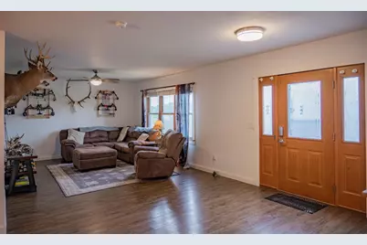 1313 2nd Main Street, Elroy, WI 53929 - Photo 10