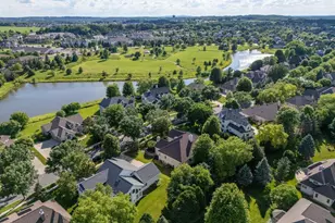 817 Hidden Cave Rd, Madison, WI 53717 - Photo 6