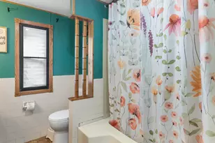 W7092 N Oakwood Cir, Neshkoro, WI 54960 - Photo 16