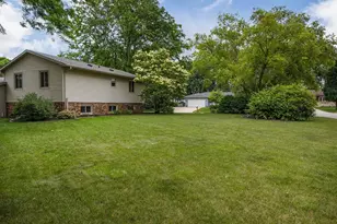 305 Raymond Rd, Waunakee, WI 53597 - Photo 36