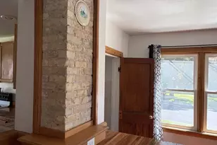 524 E Jefferson St, Stoughton, WI 53589 - Photo 12