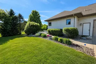 1825 Bringold Dr, Verona, WI 53593 - Photo 54