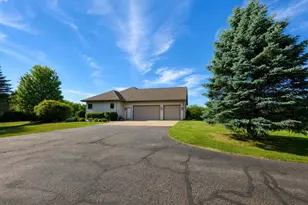 1825 Bringold Dr, Verona, WI 53593 - Photo 48