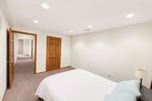 1825 Bringold Dr, Verona, WI 53593 - Photo 44