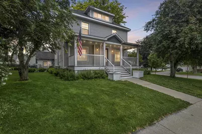 325 S Bridge Street, Markesan, WI 53946 - Photo 2