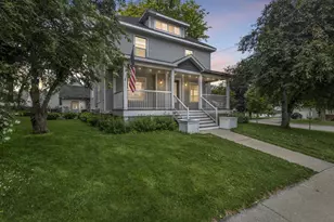 325 S Bridge St, Markesan, WI 53946 - Photo 1