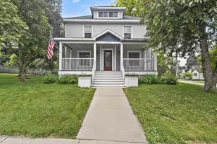 325 S Bridge St, Markesan, WI 53946 - Photo 4