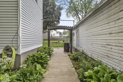 325 S Bridge Street, Markesan, WI 53946 - Photo 38
