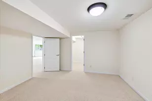 2 Snowflake Ct, Madison, WI 53719 - Photo 78
