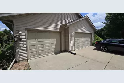 2 Snowflake Court, Madison, WI 53719 - Photo 2