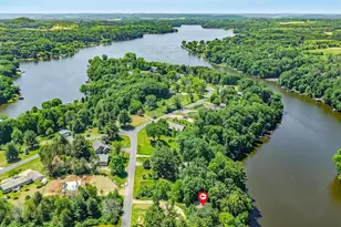 S589 Mockingbird Ct, La Valle, WI 53491 - Photo 34