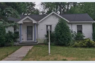 310 Hickory Street, Pewaukee, WI 53072 - Photo 1