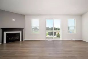 1003 Merri-Hill Dr, Oregon, WI 53575 - Photo 6