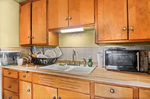 430 Oak St, Madison, WI 53704 - Photo 4