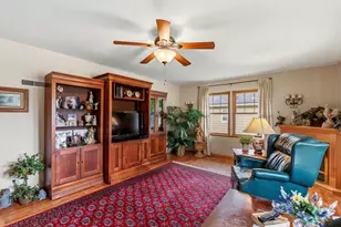 809 Grove St, Beaver Dam, WI 53916 - Photo 6
