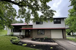323 Pine St, Viroqua, WI 54665 - Photo 2