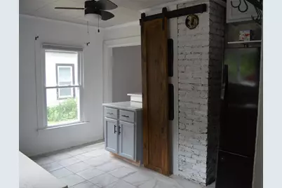 313 Pleasant Street, Clinton, WI 53525 - Photo 18