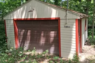 W8846 Hickory Dr, Delavan, WI 53115 - Photo 4