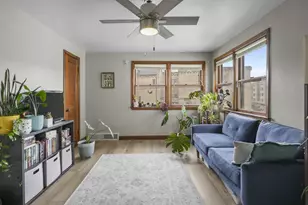 1901 Winnebago St, Madison, WI 53704 - Photo 4
