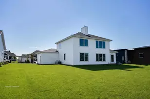 2009 Paris Ln, Cottage Grove, WI 53527 - Photo 38