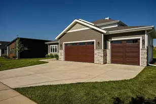 2009 Paris Ln, Cottage Grove, WI 53527 - Photo 38