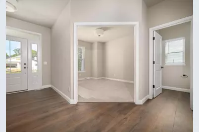 2202 Koshkonong Way, Sun Prairie, WI 53590 - Photo 2