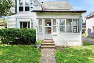 308 W Sherman Ave, Fort Atkinson, WI 53538 - Photo 2