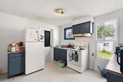 308 W Sherman Avenue, Fort Atkinson, WI 53538 - Photo 4
