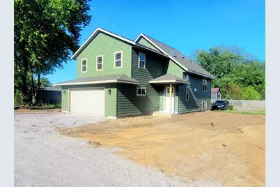 148 Shaw Street, Baraboo, WI 53913 - Photo 1