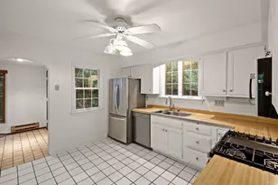 4138 Hiawatha Dr, Madison, WI 53711 - Photo 8