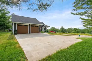 364 Drumlin Loop, Ripon, WI 54971 - Photo 6