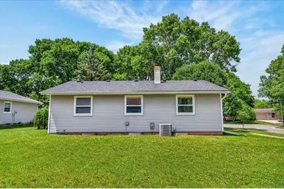3409 Old Gate Road, Madison, WI 53704 - Photo 34