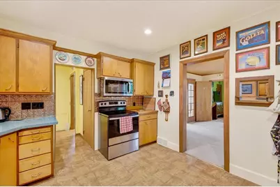 854 Highway 51, Stoughton, WI 53589 - Photo 24