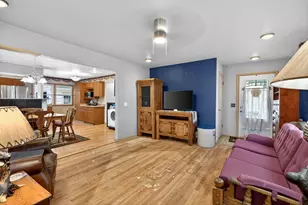 4313 School Rd, Madison, WI 53704 - Photo 10
