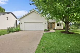632 Grandview Dr, Sun Prairie, WI 53590 - Photo 38