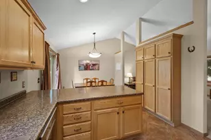 632 Grandview Dr, Sun Prairie, WI 53590 - Photo 18
