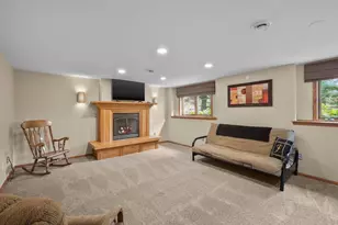 632 Grandview Dr, Sun Prairie, WI 53590 - Photo 32