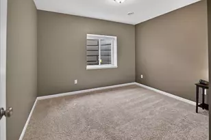 965 N Perry Pkwy, Oregon, WI 53575 - Photo 42