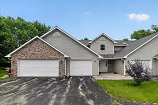 494 Cledell St, Oregon, WI 53575 - Photo 2