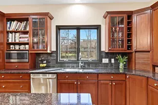 1005 Stonebriar Dr, Verona, WI 53593 - Photo 8