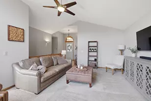 376 Concord Dr, Oregon, WI 53575 - Photo 6