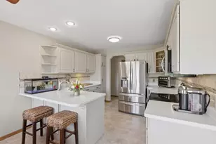 376 Concord Dr, Oregon, WI 53575 - Photo 8