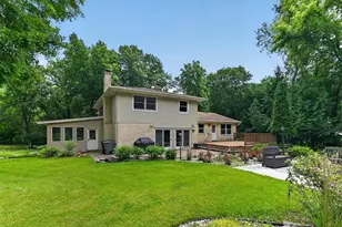 3924 S Meadow Dr, Middleton, WI 53562 - Photo 6