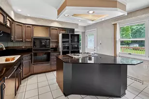3924 S Meadow Dr, Middleton, WI 53562 - Photo 28