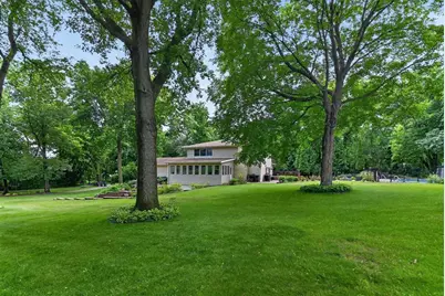 3924 S Meadow Drive, Middleton, WI 53562 - Photo 12